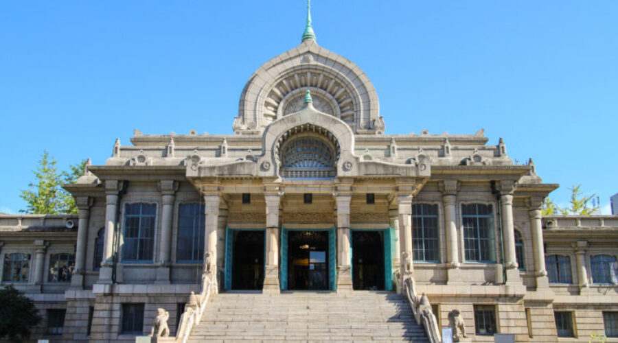 Tsukiji Hongwanji: A large temple in Tokyo with Indian-style architecture