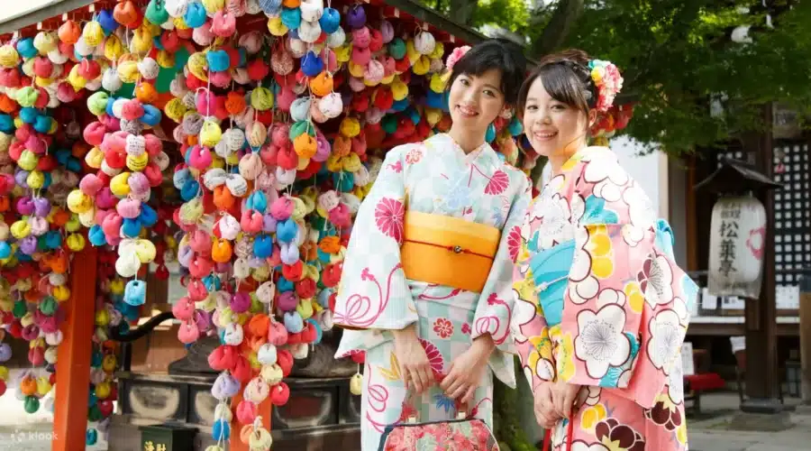 Everything you need to know about wearing a kimono in Japan